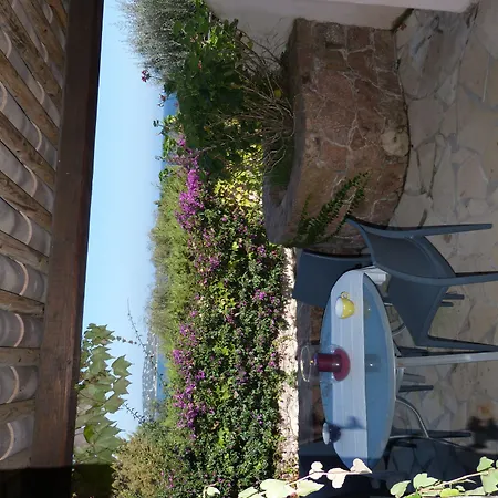 U Paviddonu Вілла