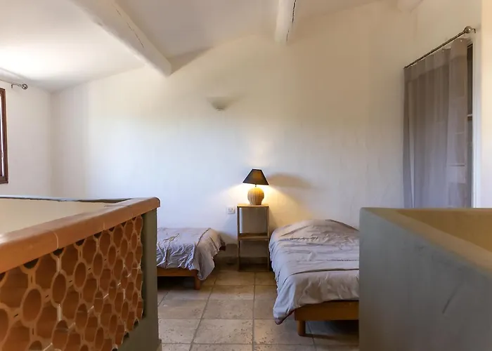 U Paviddonu Вілла