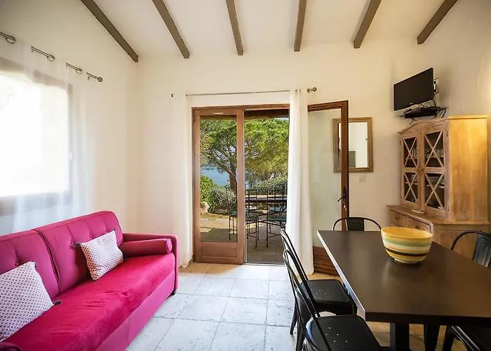 U Paviddonu * Порто-Веккіо