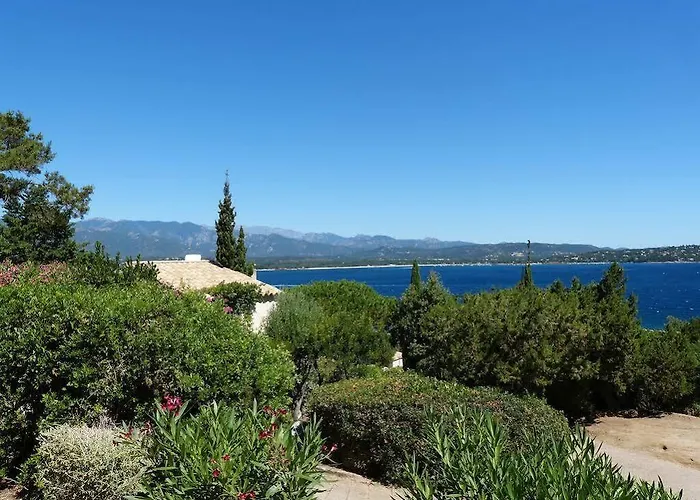 U Paviddonu Вілла *