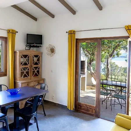 U Paviddonu Holiday home *